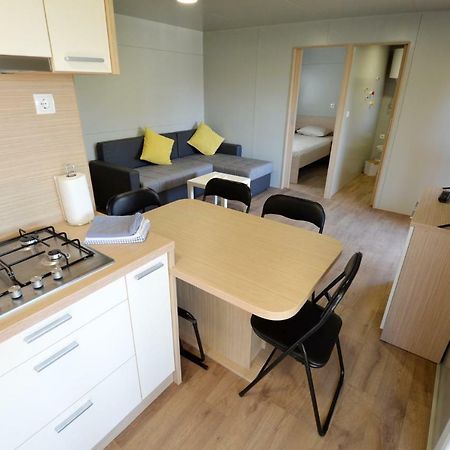 Mobile Home Cvita Betina  Exteriör bild