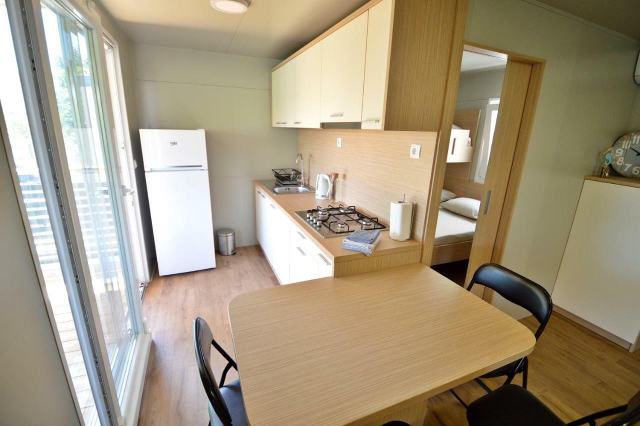 Mobile Home Cvita Betina  Exteriör bild